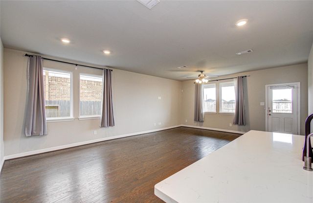 145 Sunray Creek Drive, Katy, TX 77493