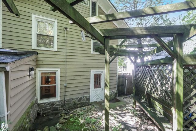 2253 Edsall Avenue, Bronx, NY 10463