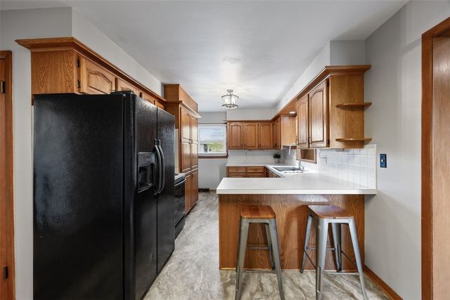 109 Evelyn Drive SW, Cedar Rapids, IA 52404