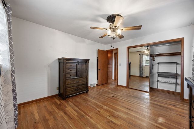 109 Evelyn Drive SW, Cedar Rapids, IA 52404