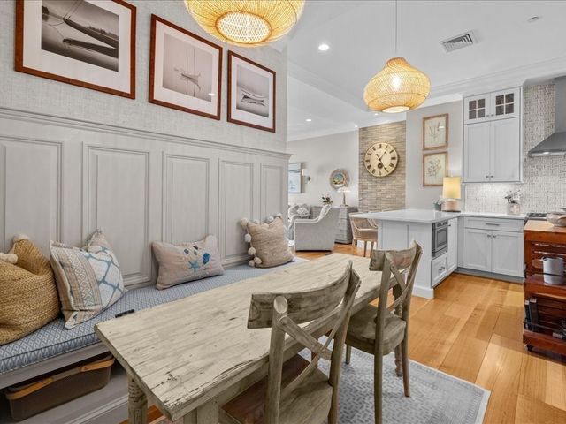 7 Russell Street 303, Plymouth, MA 02360