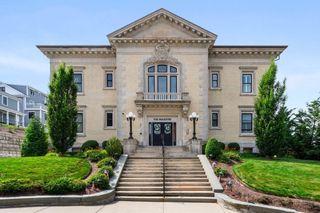 7 Russell Street 303, Plymouth, MA 02360