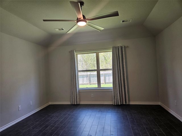 2833 Bretton Woods Drive, Conroe, TX 77301