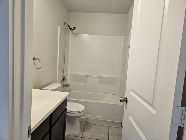 2833 Bretton Woods Drive, Conroe, TX 77301