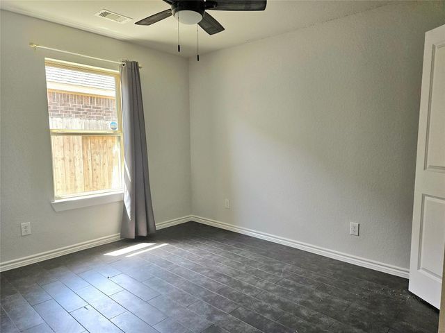 2833 Bretton Woods Drive, Conroe, TX 77301