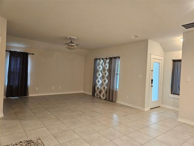 2833 Bretton Woods Drive, Conroe, TX 77301