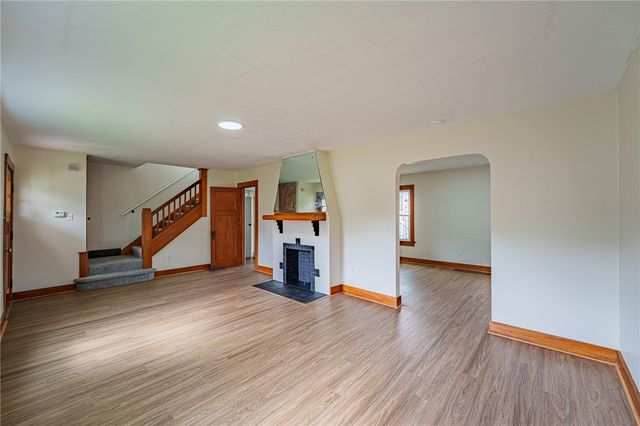 258 E Siebenthaler Avenue, Dayton, OH 45405
