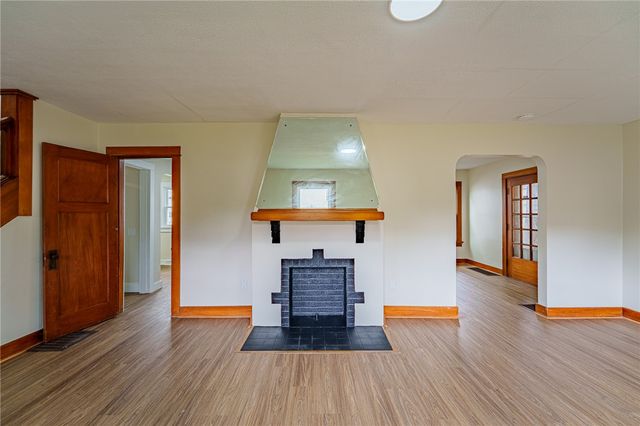 258 E Siebenthaler Avenue, Dayton, OH 45405