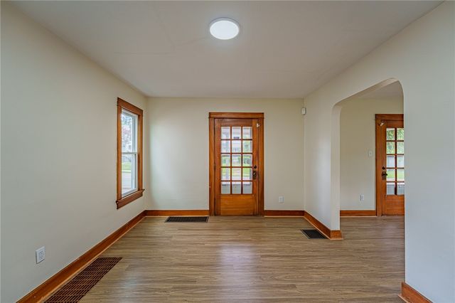 258 E Siebenthaler Avenue, Dayton, OH 45405