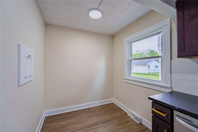 258 E Siebenthaler Avenue, Dayton, OH 45405