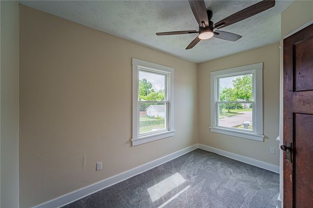 258 E Siebenthaler Avenue, Dayton, OH 45405