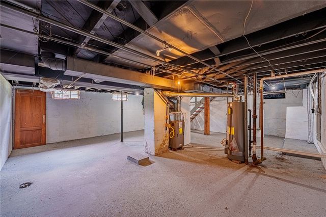 258 E Siebenthaler Avenue, Dayton, OH 45405