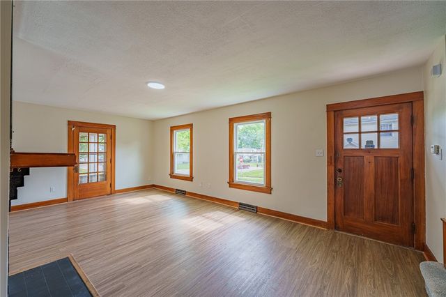 258 E Siebenthaler Avenue, Dayton, OH 45405