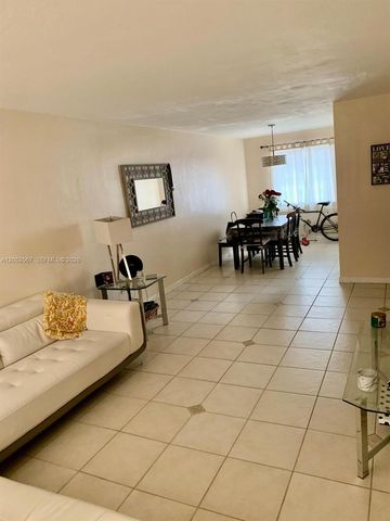 1350 NE 119th Street 135021, Miami, FL 33161