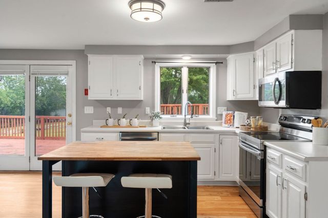 14 Glenn Ave, Salem, MA 01970