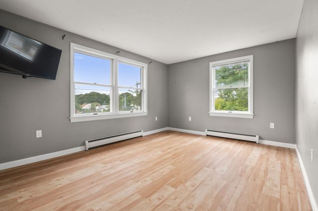 14 Glenn Ave, Salem, MA 01970
