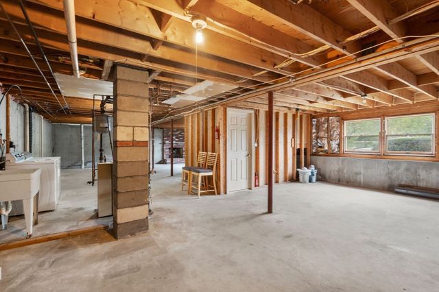 14 Glenn Ave, Salem, MA 01970