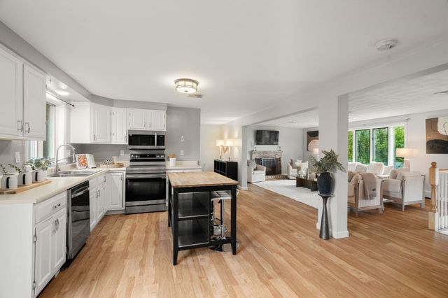 14 Glenn Ave, Salem, MA 01970
