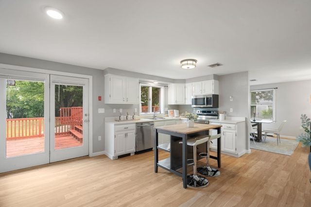 14 Glenn Ave, Salem, MA 01970