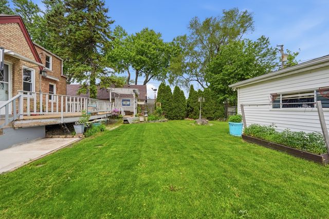 5910 W 88th Street, Oak Lawn, IL 60453