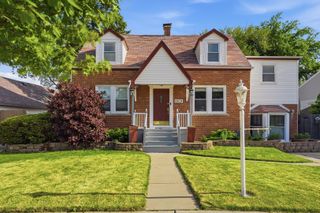 5910 W 88th Street, Oak Lawn, IL 60453