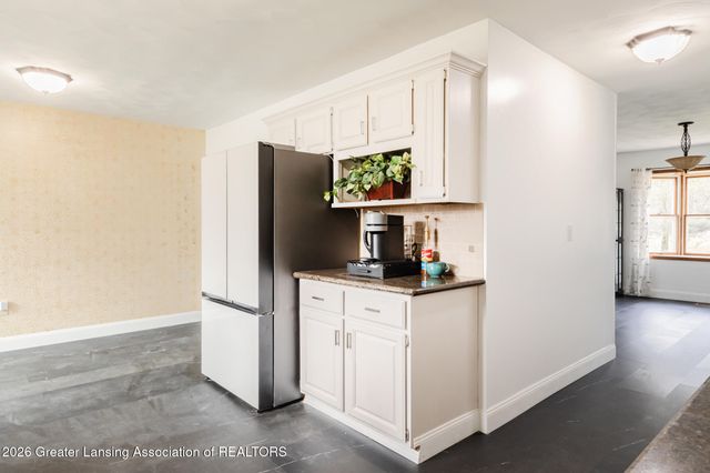 1443 Brookfield Road, Charlotte, MI 48813