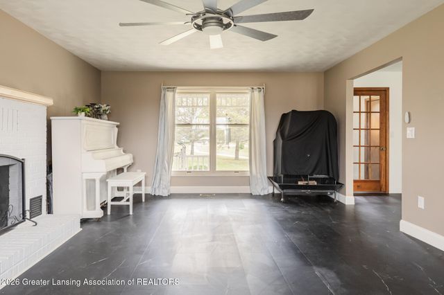 1443 Brookfield Road, Charlotte, MI 48813