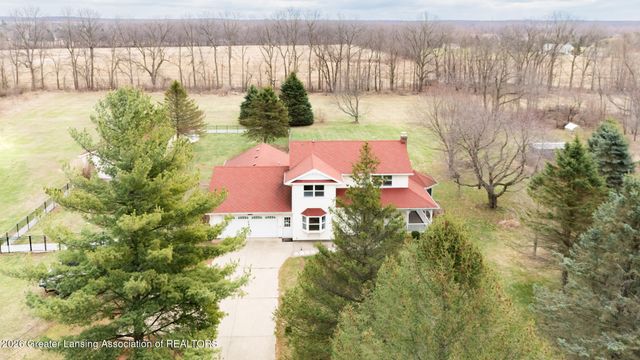 1443 Brookfield Road, Charlotte, MI 48813