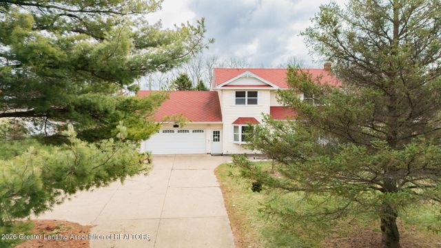 1443 Brookfield Road, Charlotte, MI 48813