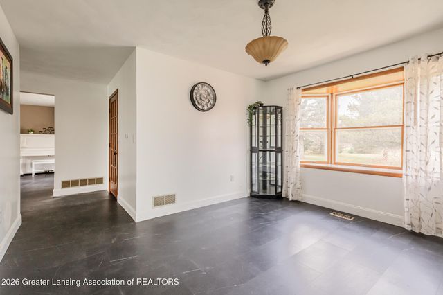 1443 Brookfield Road, Charlotte, MI 48813