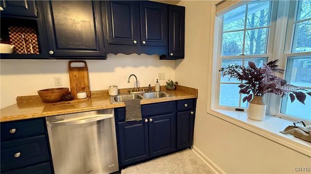 107 Juanita Drive, Salina, NY 13090