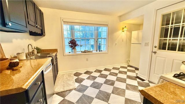 107 Juanita Drive, Salina, NY 13090