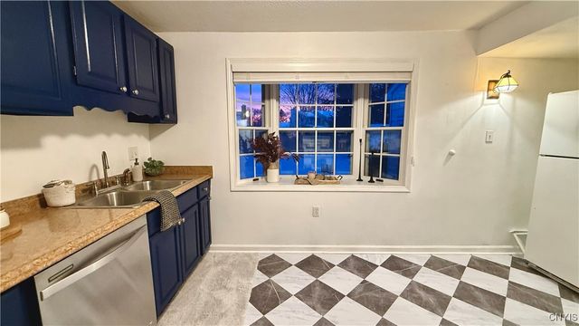 107 Juanita Drive, Salina, NY 13090