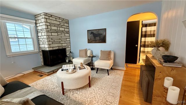 107 Juanita Drive, Salina, NY 13090