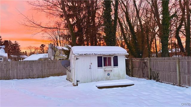 107 Juanita Drive, Salina, NY 13090