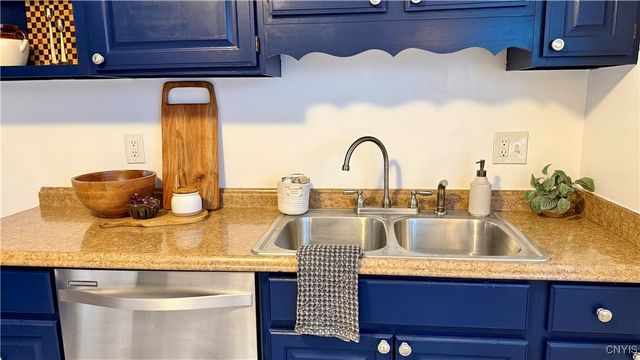 107 Juanita Drive, Salina, NY 13090