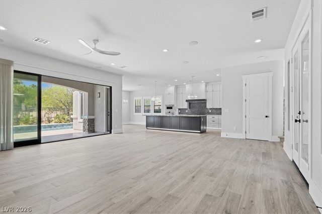 1939 Orchard Mist Street, Las Vegas, NV 89135