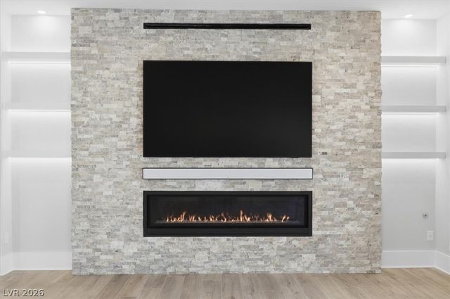 1939 Orchard Mist Street, Las Vegas, NV 89135