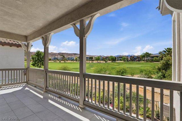 1939 Orchard Mist Street, Las Vegas, NV 89135