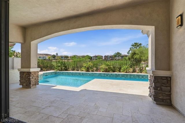 1939 Orchard Mist Street, Las Vegas, NV 89135