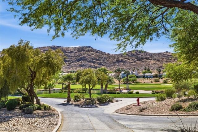 1939 Orchard Mist Street, Las Vegas, NV 89135