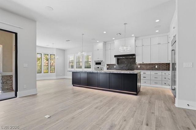 1939 Orchard Mist Street, Las Vegas, NV 89135