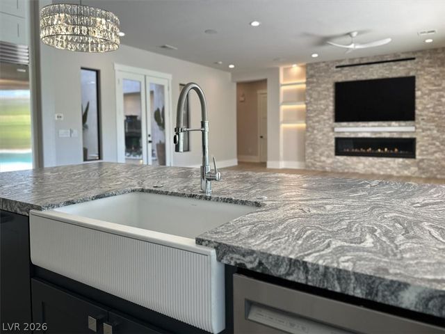 1939 Orchard Mist Street, Las Vegas, NV 89135