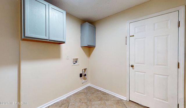 4032 EDGELAND Trail, Middleburg, FL 32068