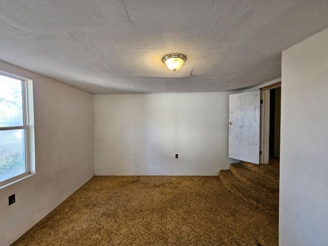 22 Miguel Road, Los Lunas, NM 87031