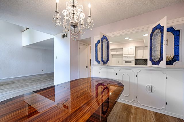 6457 Southpoint Drive, Dallas, TX 75248