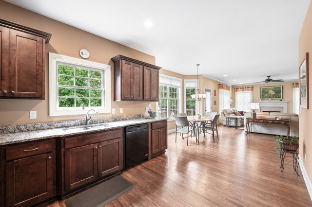 312 Dogwood Trl, Nashville, TN 37209