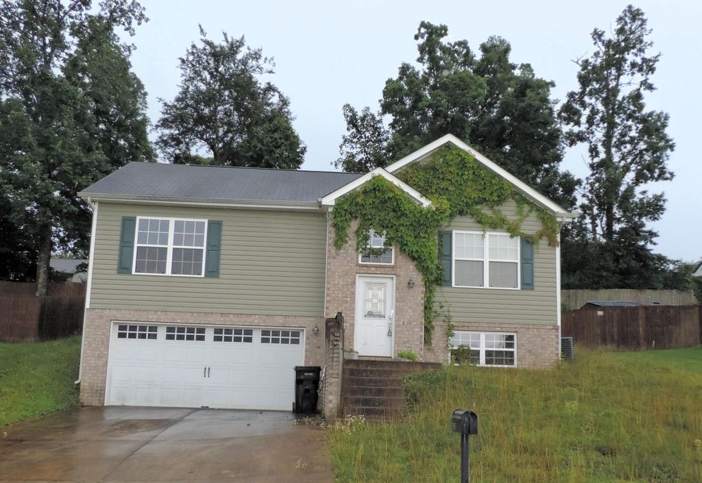 2057 Short Leaf Lane, Soddy Daisy, TN 37379