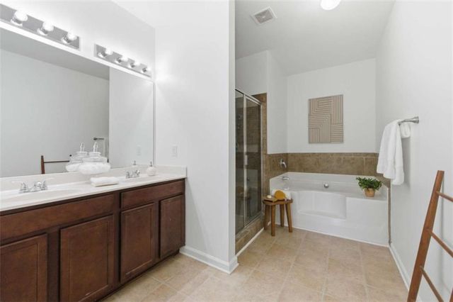 6872 Zaniah Road, South Fulton, GA 30331