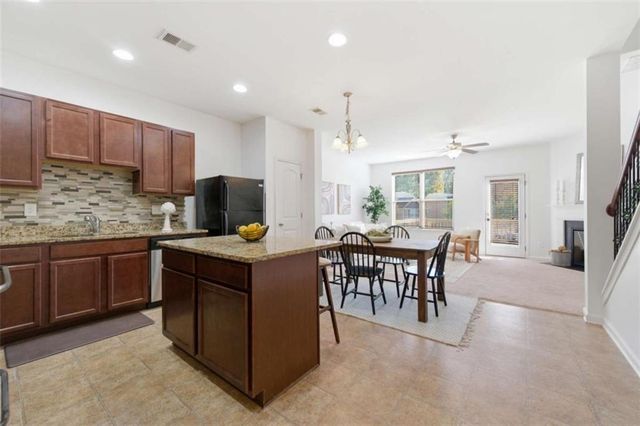 6872 Zaniah Road, South Fulton, GA 30331